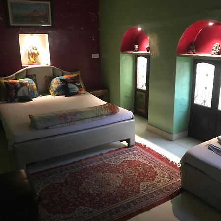 ורנאסי Shiva Guest House מראה חיצוני תמונה