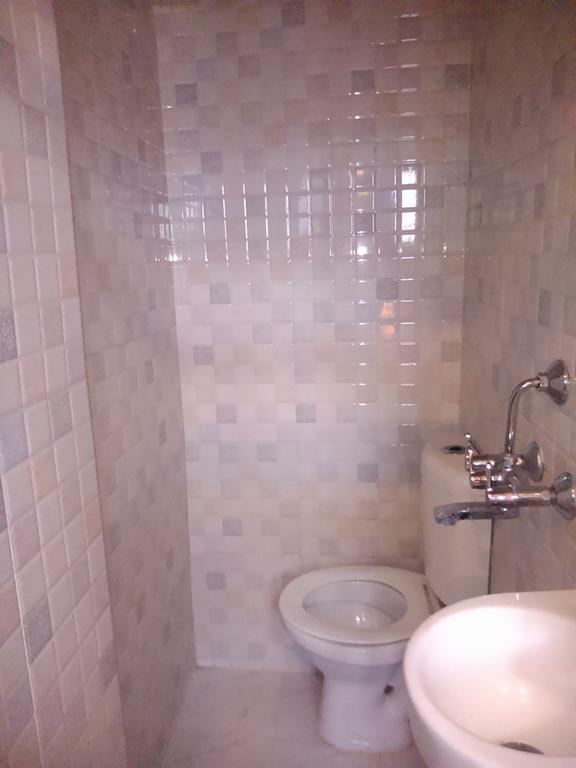 ורנאסי Shiva Guest House מראה חיצוני תמונה
