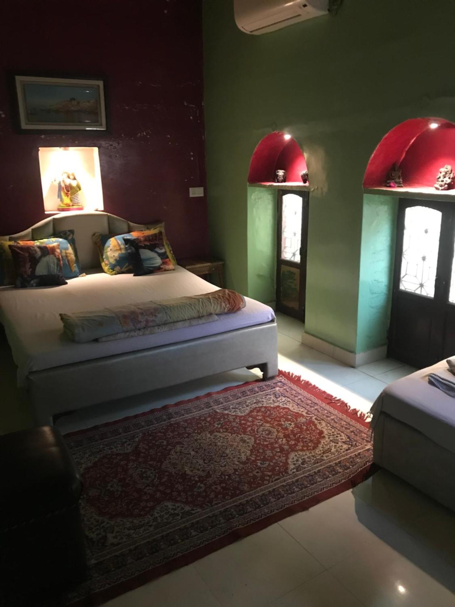 ורנאסי Shiva Guest House מראה חיצוני תמונה
