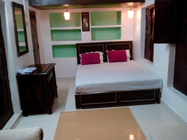 ורנאסי Shiva Guest House מראה חיצוני תמונה